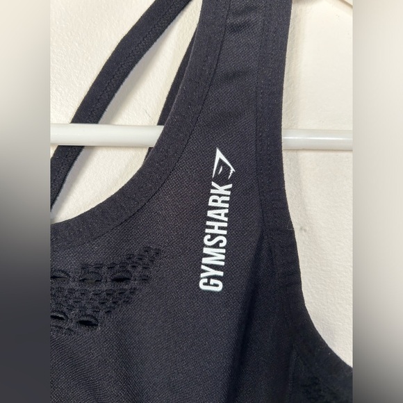 Gymshark Energy Seamless Black Crop Top - Picture 6 of 7